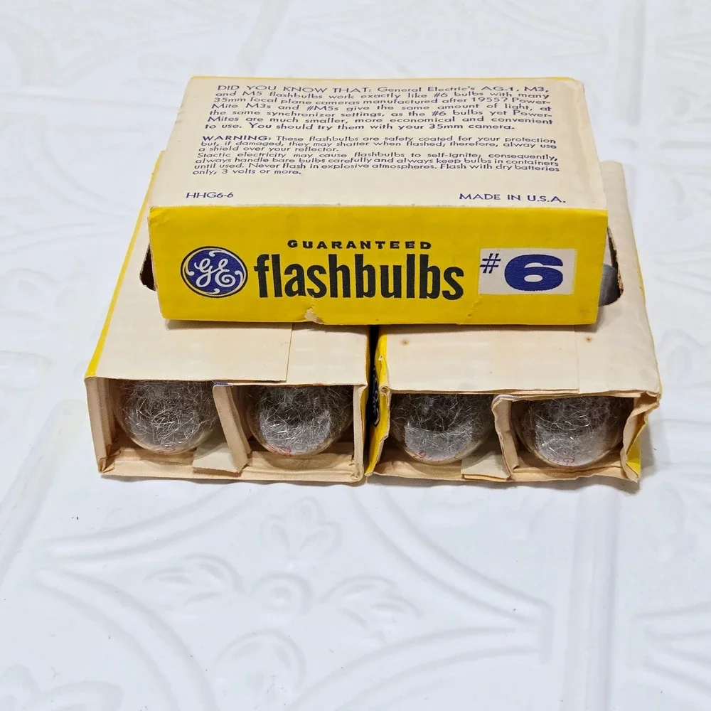 General Electric Flashbulbs Rhenium Twelve Clear Bulbs‎ #6